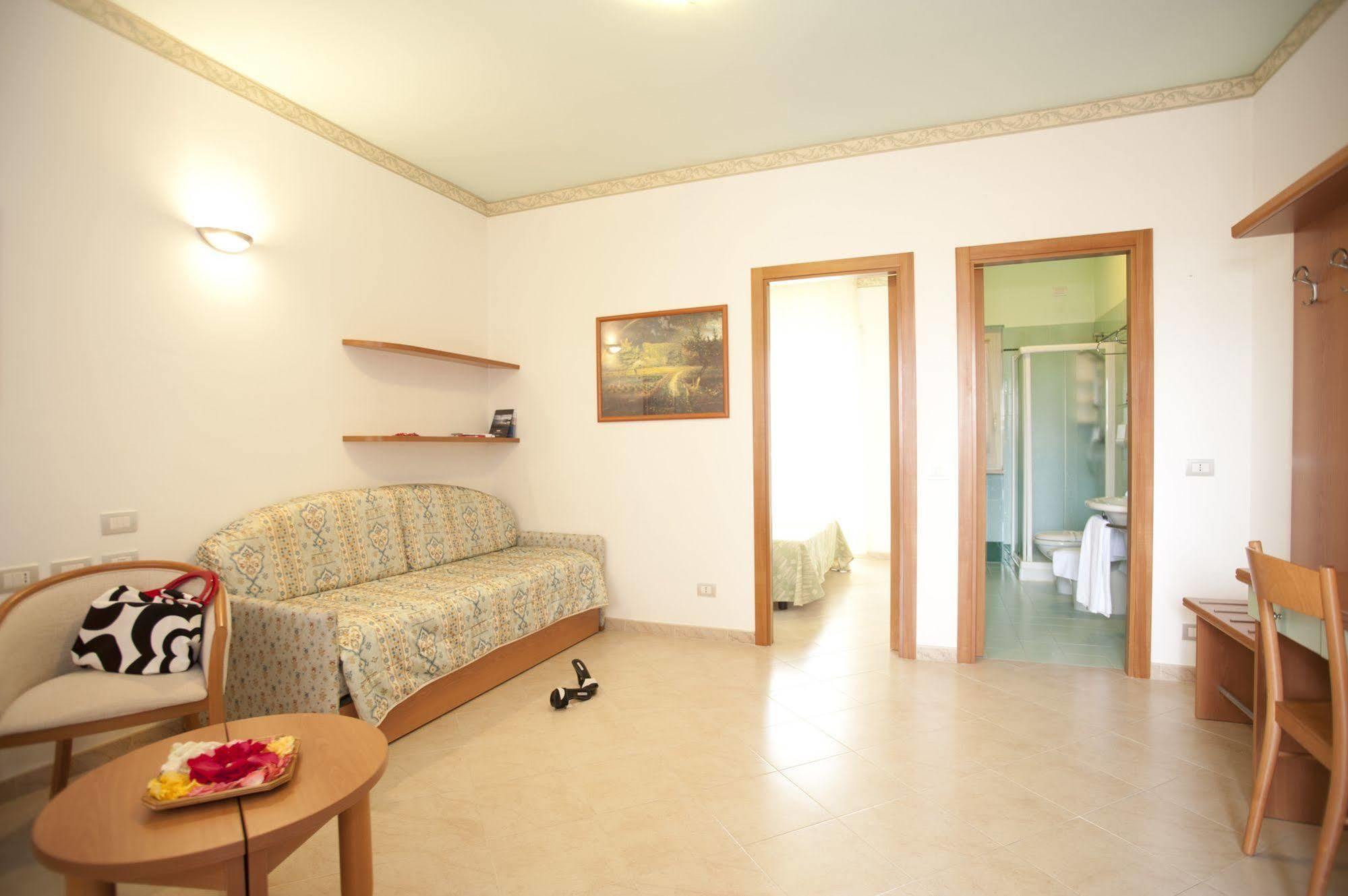 Oasiclub Hotel Vieste Eksteriør bilde