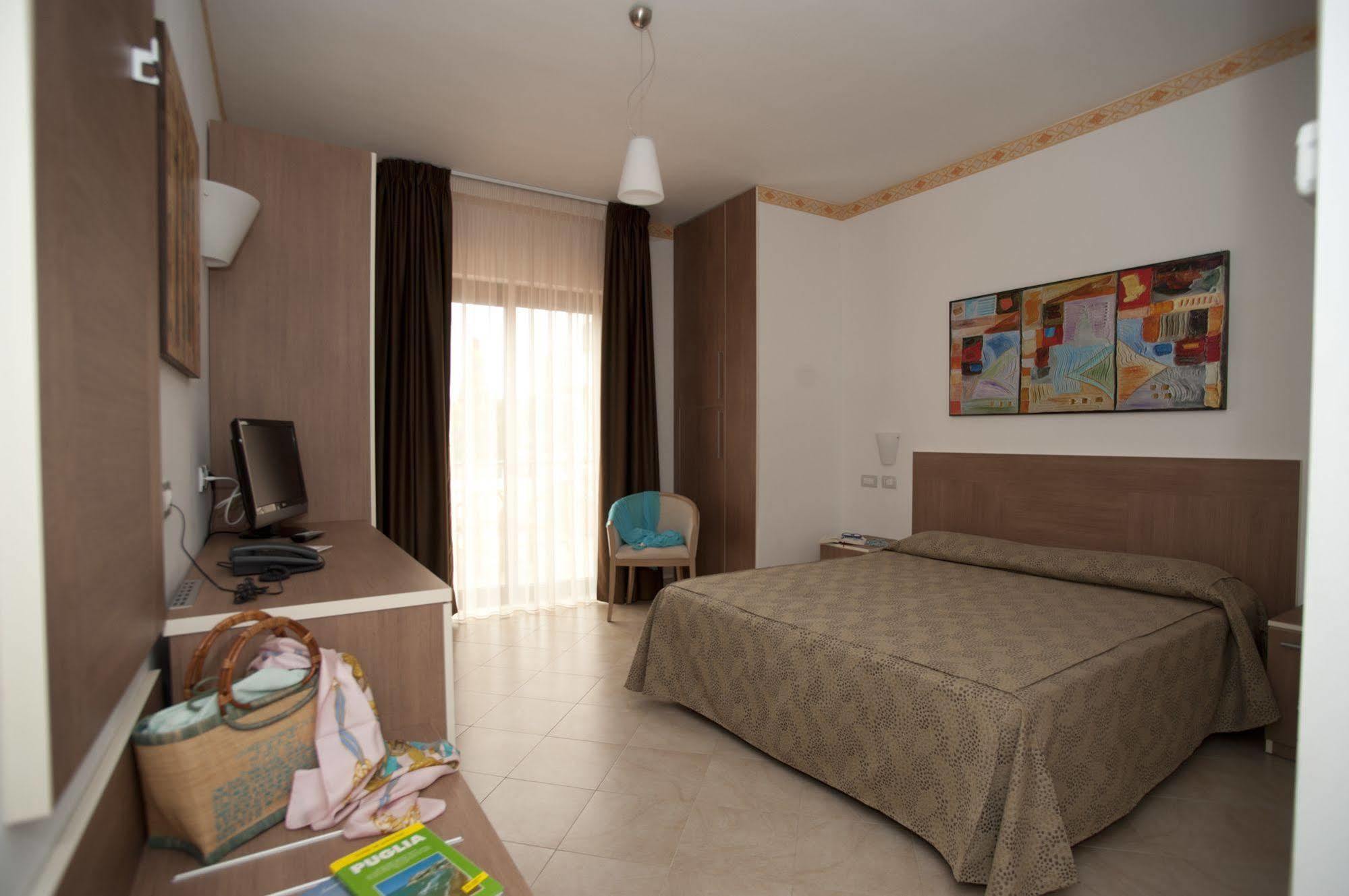 Oasiclub Hotel Vieste Eksteriør bilde